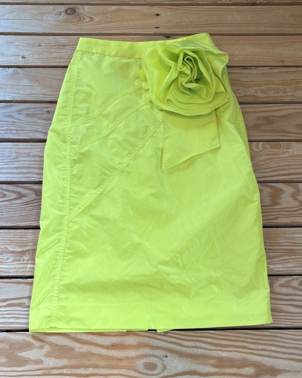 J Crew NWT Women’s Floral embellishment Pencil Skirt Size 00 Bright yellow R9